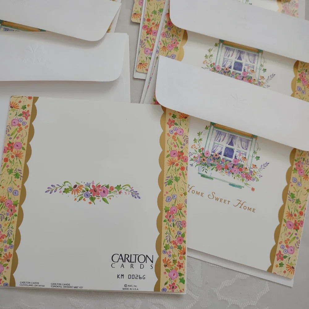 Carlton Home Sweet Home 8 Cards and 8 Envelopes